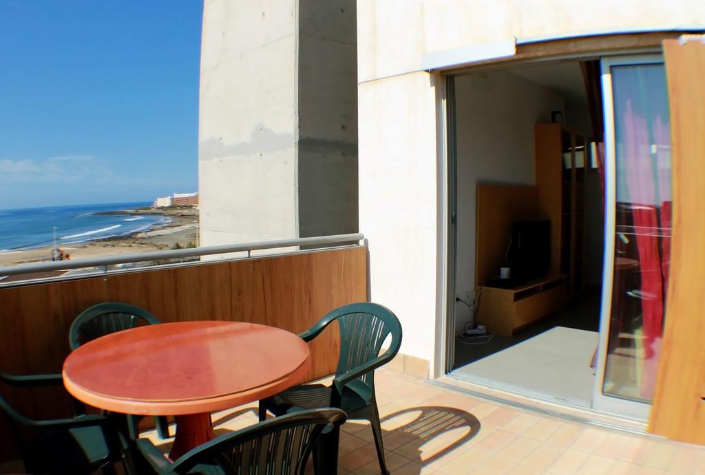 Alquilaencanarias-Medano Los Martines Beachfront A El Médano Exterior photo