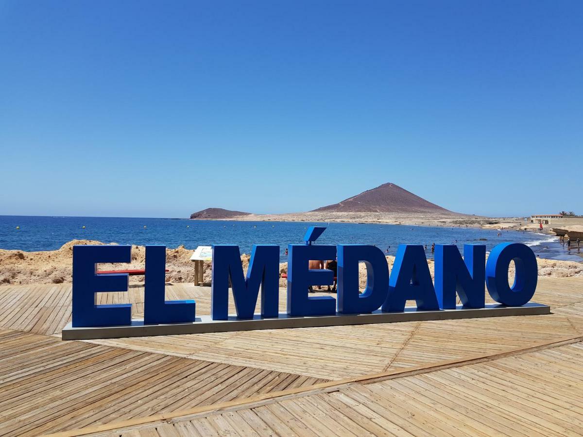 Alquilaencanarias-Medano Los Martines Beachfront A El Médano Exterior photo